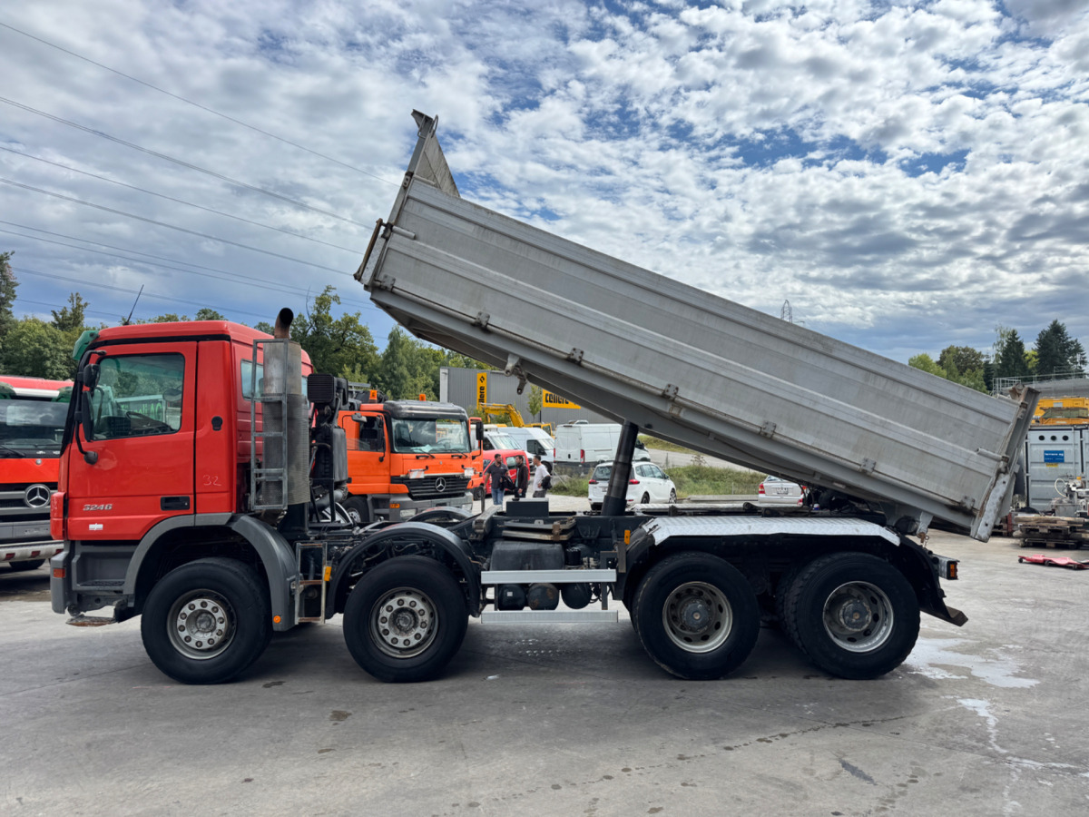 MERCEDES BENZ ACTROS 3246 C8668 - Φορτηγό ανατρεπόμενο: φωτογραφία 2 MERCEDES BENZ ACTROS 3246 C8668 - Φορτηγό ανατρεπόμενο: φωτογραφία 2