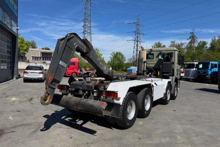 Mercedes-Benz Actros 3244 8x4 Hiab 26T AHK - Φορτηγό φόρτωσης γάντζου: φωτογραφία 5 Mercedes-Benz Actros 3244 8x4 Hiab 26T AHK - Φορτηγό φόρτωσης γάντζου: φωτογραφία 5