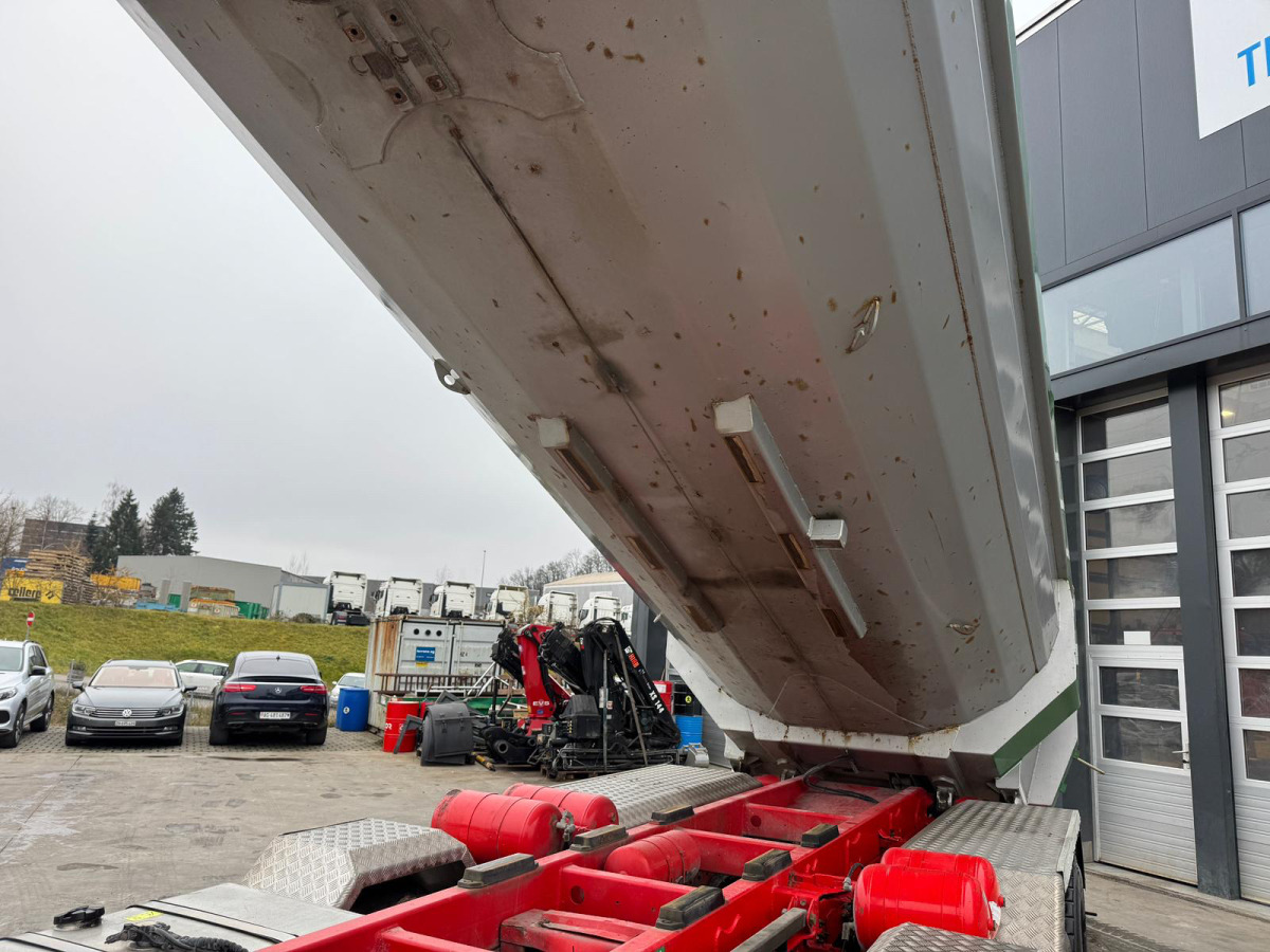 Φορτηγό ανατρεπόμενο SCANIA G490 10x4 Dumper: φωτογραφία 11 Φορτηγό ανατρεπόμενο SCANIA G490 10x4 Dumper: φωτογραφία 11