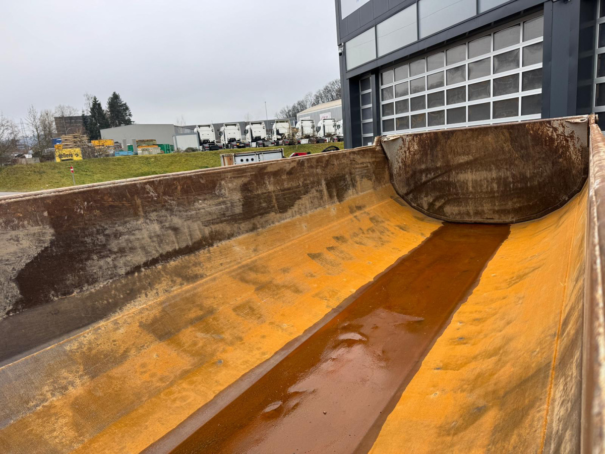 Φορτηγό ανατρεπόμενο SCANIA G490 10x4 Dumper: φωτογραφία 14 Φορτηγό ανατρεπόμενο SCANIA G490 10x4 Dumper: φωτογραφία 14