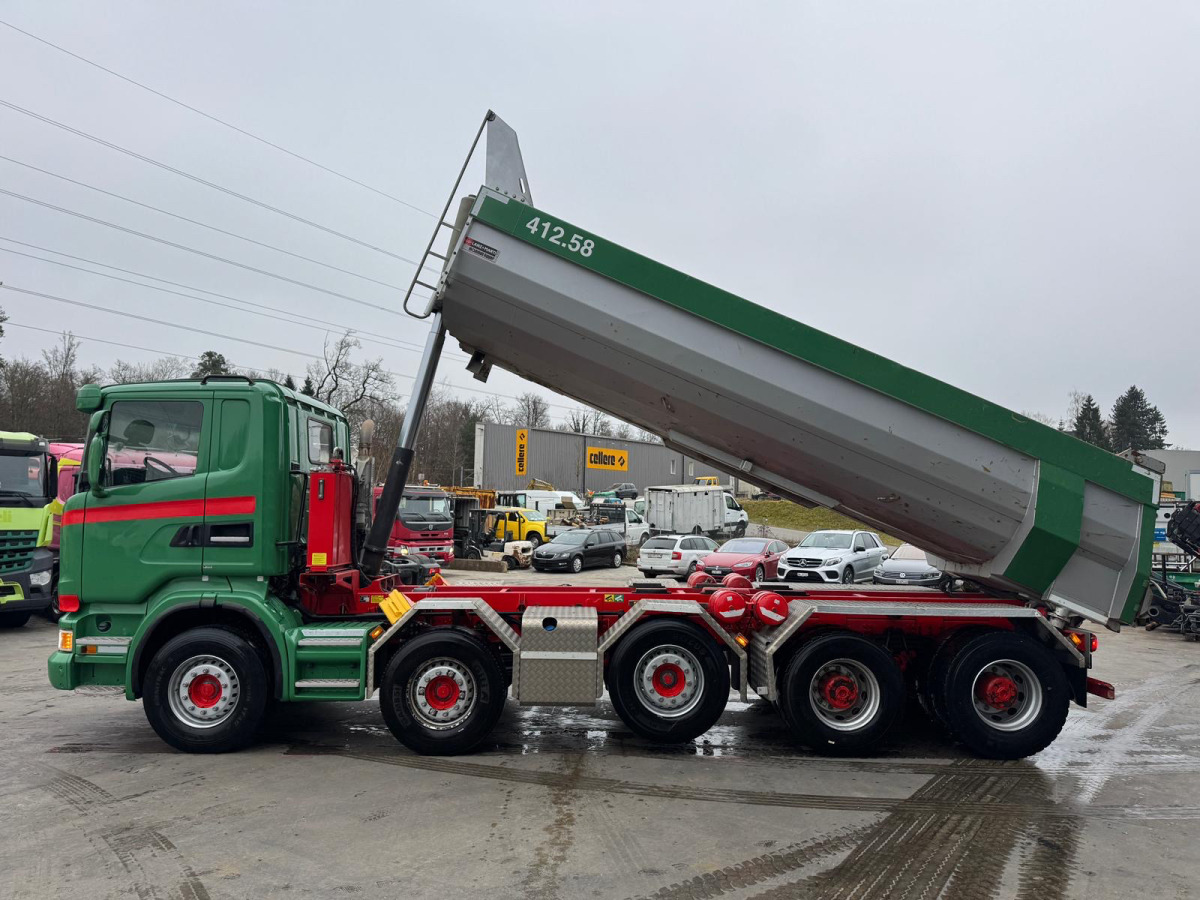 Φορτηγό ανατρεπόμενο SCANIA G490 10x4 Dumper: φωτογραφία 10 Φορτηγό ανατρεπόμενο SCANIA G490 10x4 Dumper: φωτογραφία 10