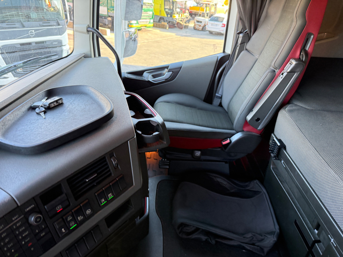 Τράκτορας VOLVO FH-500 Standklima XXL 4x2: φωτογραφία 14 Τράκτορας VOLVO FH-500 Standklima XXL 4x2: φωτογραφία 14