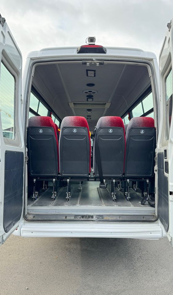 Irisbus Iveco Daily / 23 miejsca / Cena 87000 zł netto - Μικρό λεωφορείο, Επιβατικό βαν: φωτογραφία 5 Irisbus Iveco Daily / 23 miejsca / Cena 87000 zł netto - Μικρό λεωφορείο, Επιβατικό βαν: φωτογραφία 5