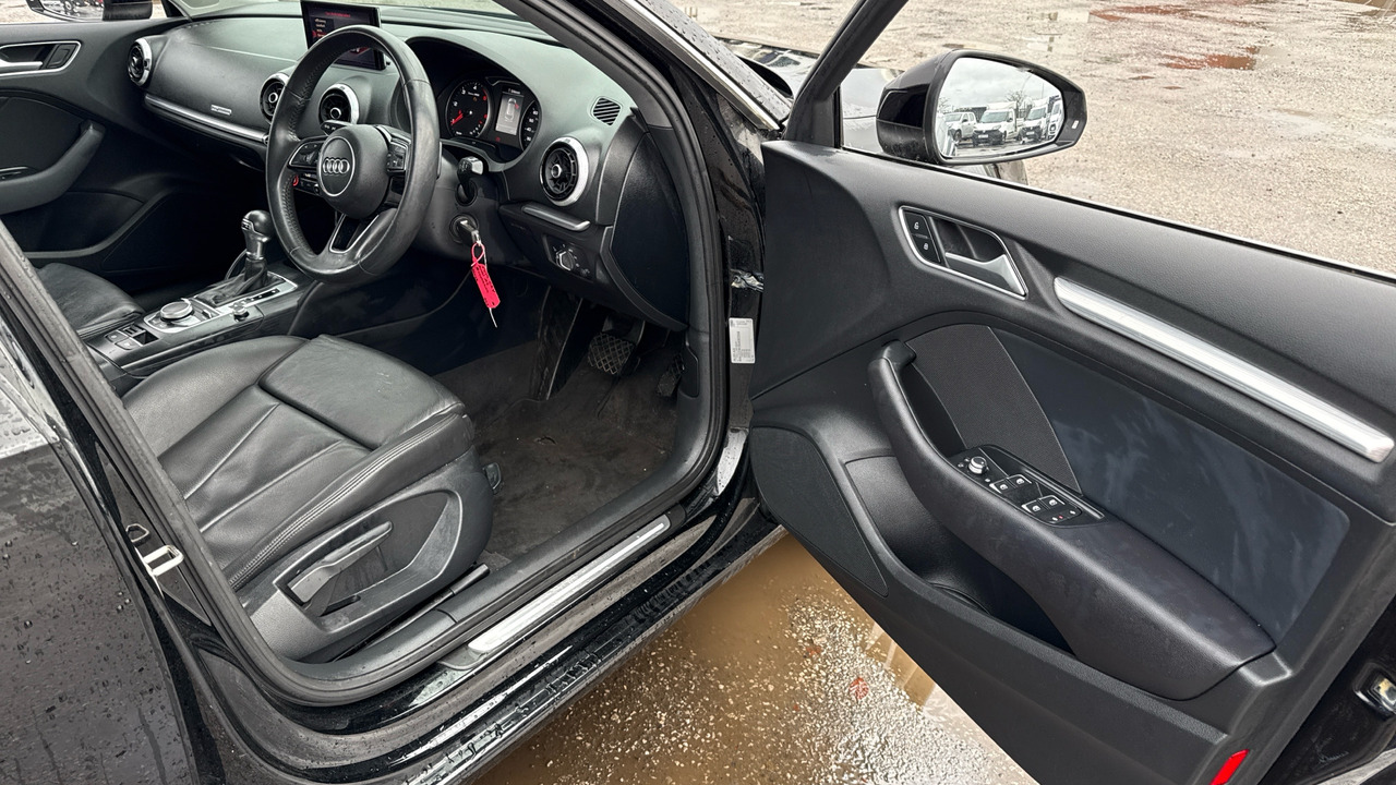 AUDI A3 30 TDI 116PS Sport S Tronic - Hatchback: φωτογραφία 5 AUDI A3 30 TDI 116PS Sport S Tronic - Hatchback: φωτογραφία 5