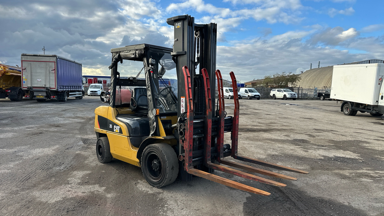 CAT GP35N - Υγραεριοκίνητο περονοφόρο: φωτογραφία 1 CAT GP35N - Υγραεριοκίνητο περονοφόρο: φωτογραφία 1