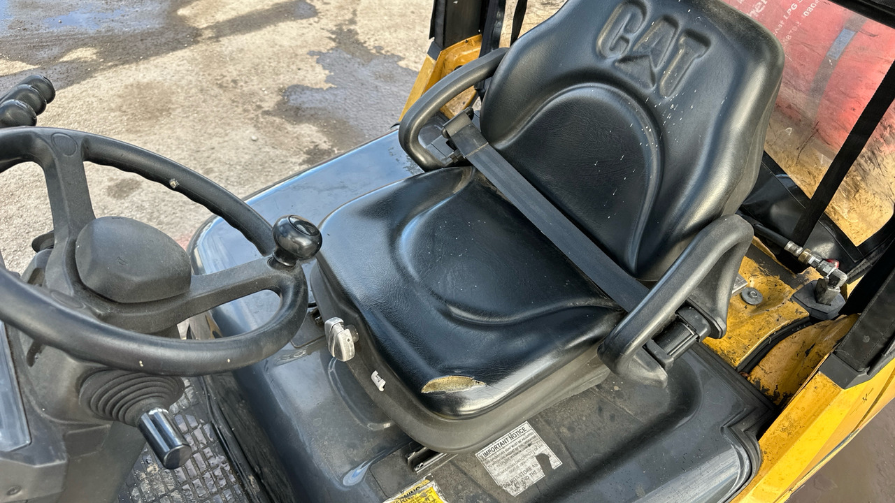 Υγραεριοκίνητο περονοφόρο CATERPILLAR GP35: φωτογραφία 8 Υγραεριοκίνητο περονοφόρο CATERPILLAR GP35: φωτογραφία 8