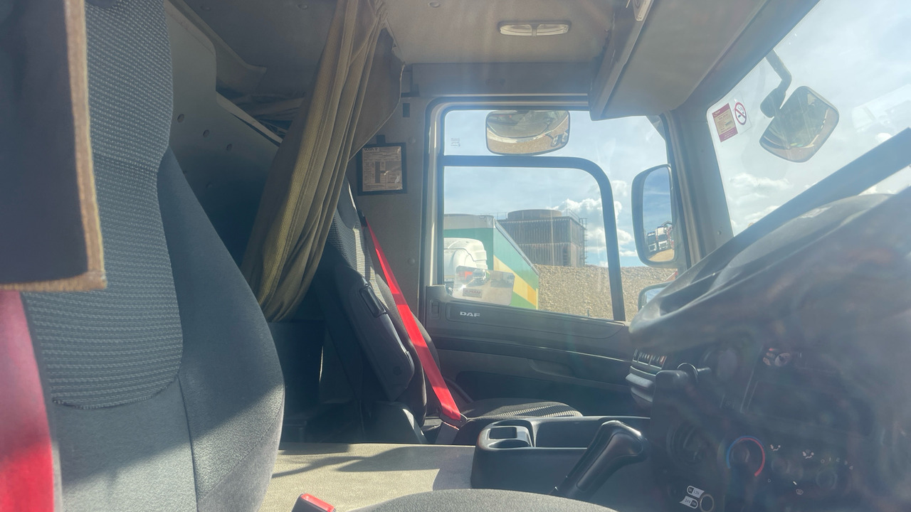 DAF CF 65.220 - Φορτηγό κόφα: φωτογραφία 5 DAF CF 65.220 - Φορτηγό κόφα: φωτογραφία 5