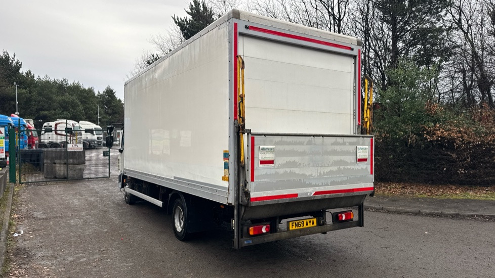 DAF LF 180 - Φορτηγό κόφα: φωτογραφία 3 DAF LF 180 - Φορτηγό κόφα: φωτογραφία 3