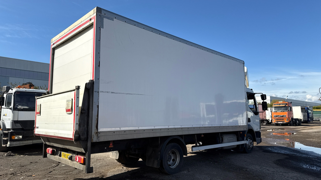 DAF LF 180 - Φορτηγό κόφα: φωτογραφία 4 DAF LF 180 - Φορτηγό κόφα: φωτογραφία 4