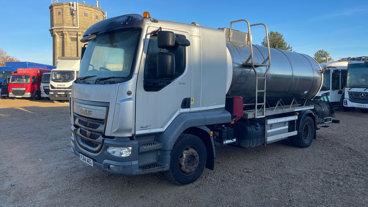 DAF LF 210 - Φορτηγό βυτιοφόρο: φωτογραφία 2 DAF LF 210 - Φορτηγό βυτιοφόρο: φωτογραφία 2