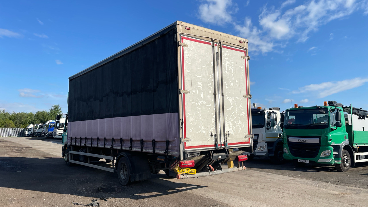 DAF LF 210 - Φορτηγό μουσαμάς: φωτογραφία 3 DAF LF 210 - Φορτηγό μουσαμάς: φωτογραφία 3
