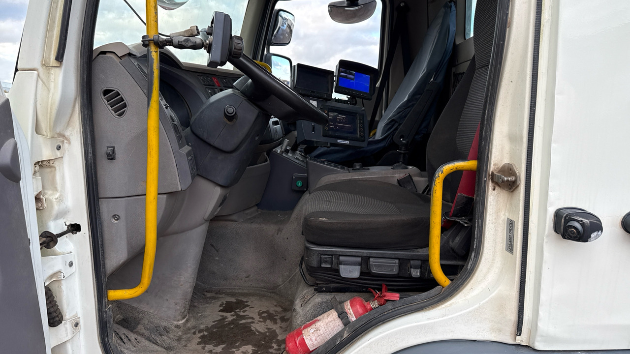 DAF LF 220 - Σάρωθρο δρόμων: φωτογραφία 5 DAF LF 220 - Σάρωθρο δρόμων: φωτογραφία 5