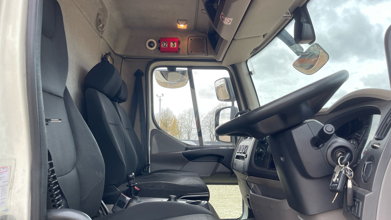 DAF LF 230 - Φορτηγό κόφα: φωτογραφία 5 DAF LF 230 - Φορτηγό κόφα: φωτογραφία 5