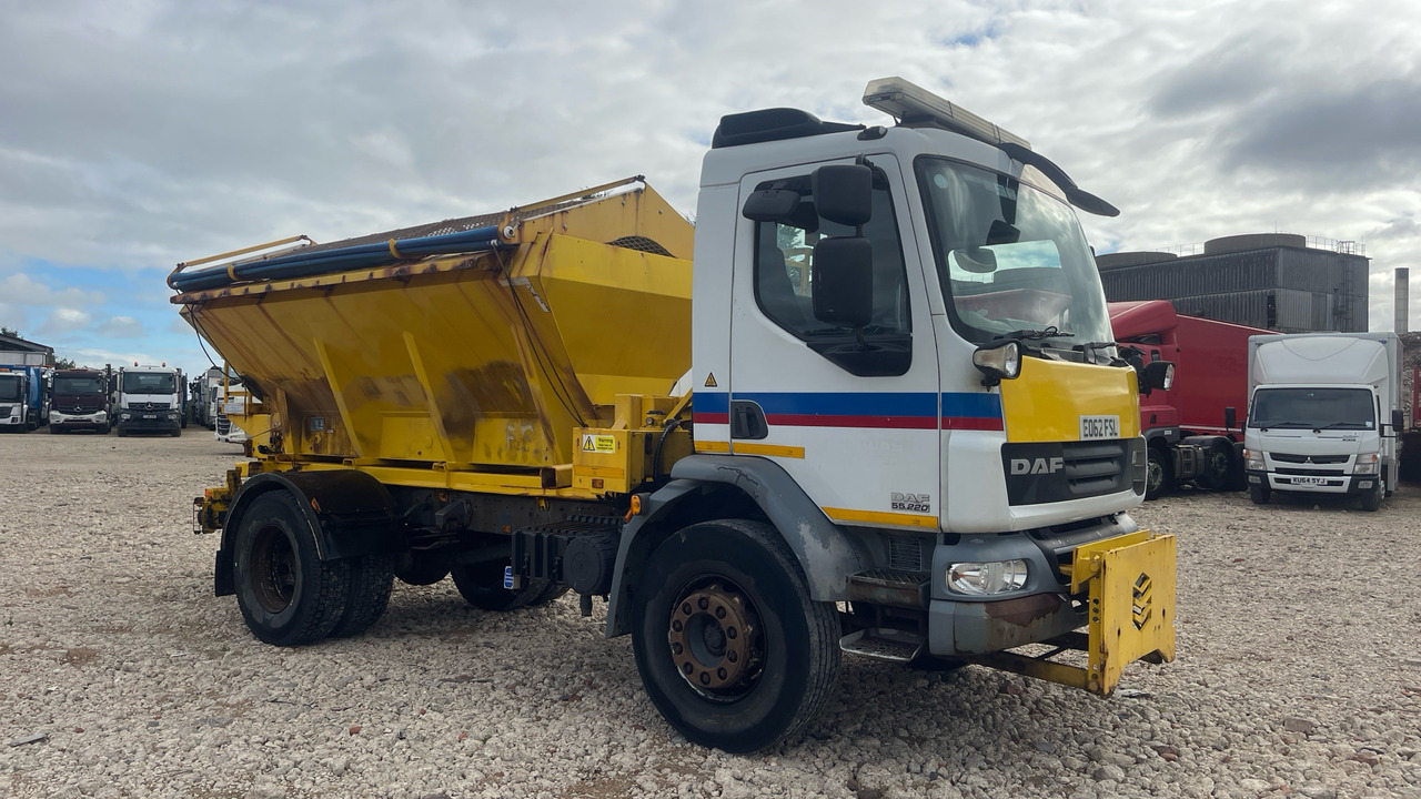 DAF LF 55.220 - Εκχιονιστικό μηχάνημα: φωτογραφία 1 DAF LF 55.220 - Εκχιονιστικό μηχάνημα: φωτογραφία 1