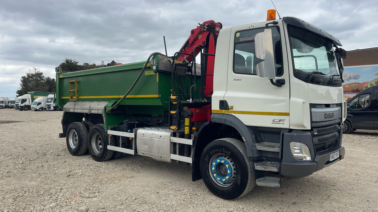 Daf CF 330 - Φορτηγό ανατρεπόμενο, Φορτηγό με γερανό: φωτογραφία 1 Daf CF 330 - Φορτηγό ανατρεπόμενο, Φορτηγό με γερανό: φωτογραφία 1