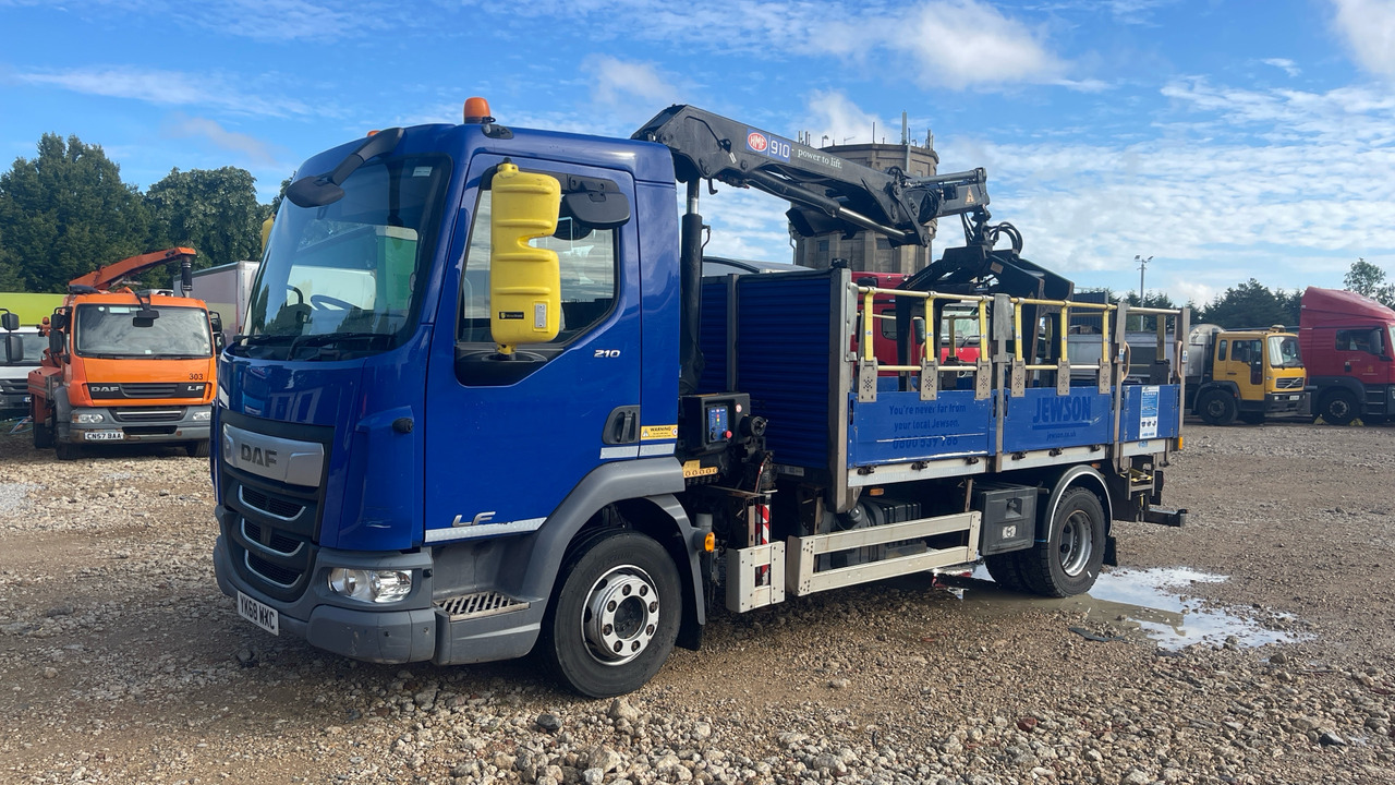 Daf LF 210 - Φορτηγό με ανοιχτή καρότσα, Φορτηγό με γερανό: φωτογραφία 2 Daf LF 210 - Φορτηγό με ανοιχτή καρότσα, Φορτηγό με γερανό: φωτογραφία 2