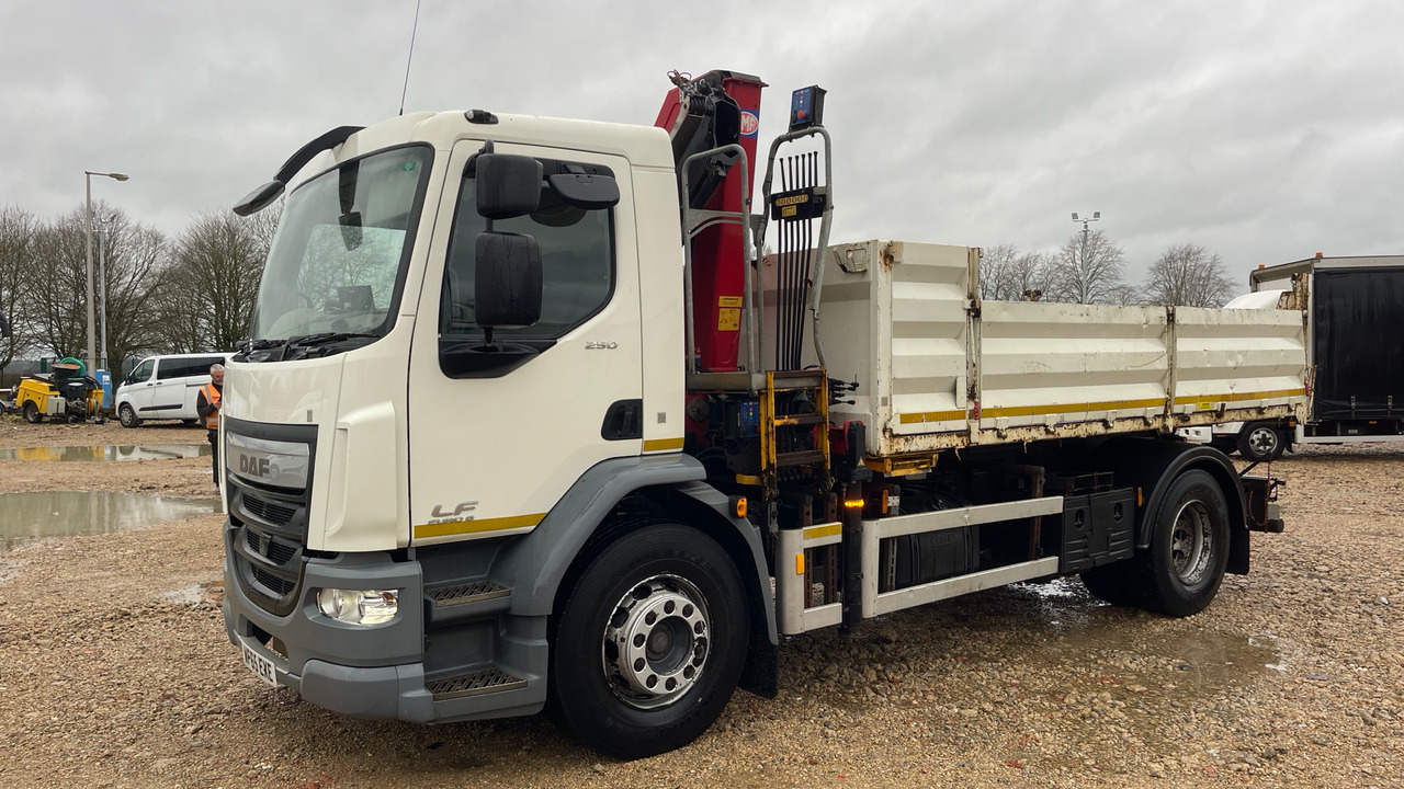Daf LF 250 - Φορτηγό ανατρεπόμενο, Φορτηγό με γερανό: φωτογραφία 2 Daf LF 250 - Φορτηγό ανατρεπόμενο, Φορτηγό με γερανό: φωτογραφία 2