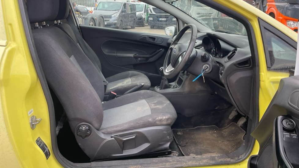 FORD FIESTA 1.5 TDCI - Αυτοκίνητο: φωτογραφία 5 FORD FIESTA 1.5 TDCI - Αυτοκίνητο: φωτογραφία 5