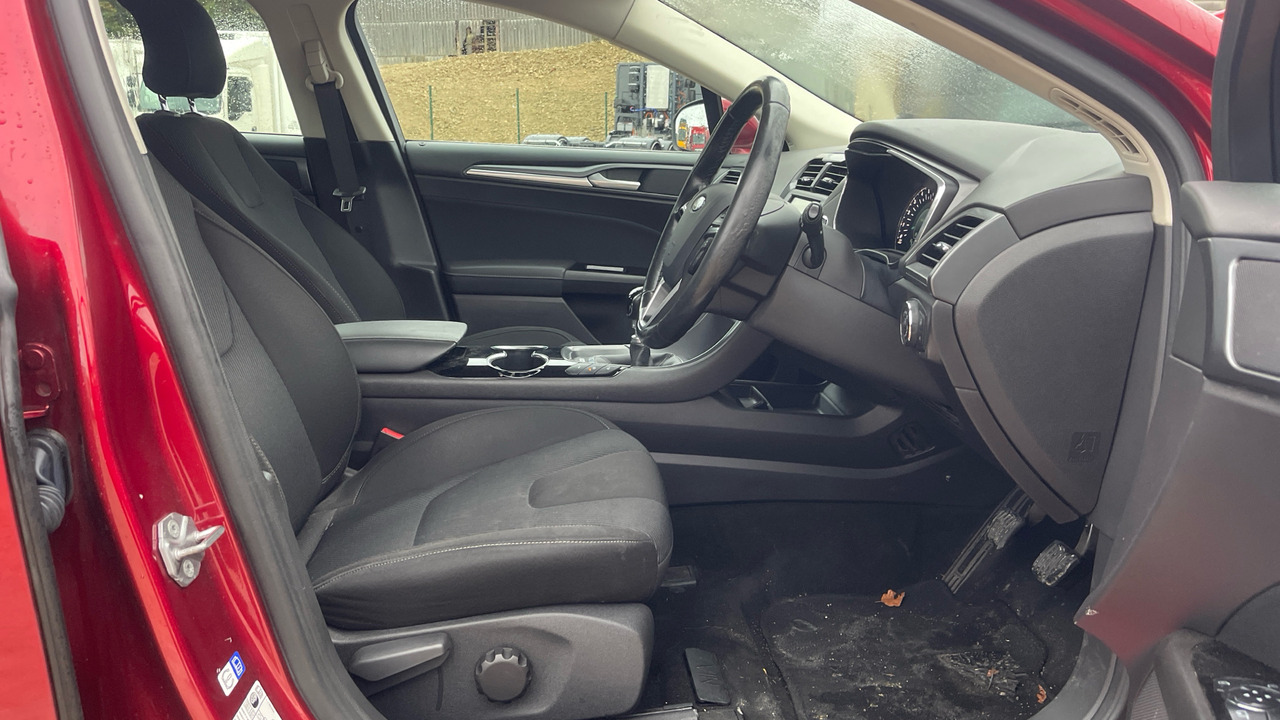 FORD MONDEO 2.0 TDCi 180PS - Hatchback: φωτογραφία 5 FORD MONDEO 2.0 TDCi 180PS - Hatchback: φωτογραφία 5