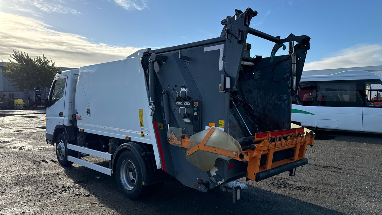 FUSO CANTER 7C15 - Απορριμματοφόρο: φωτογραφία 3 FUSO CANTER 7C15 - Απορριμματοφόρο: φωτογραφία 3