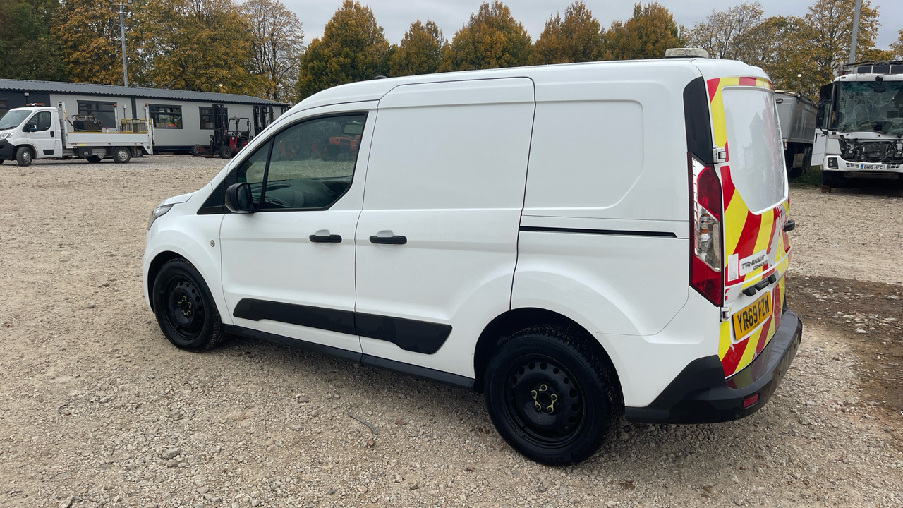 Ford Transit Connect 220 1.5 ECOBLUE 100PS - Μικρό βαν: φωτογραφία 3 Ford Transit Connect 220 1.5 ECOBLUE 100PS - Μικρό βαν: φωτογραφία 3