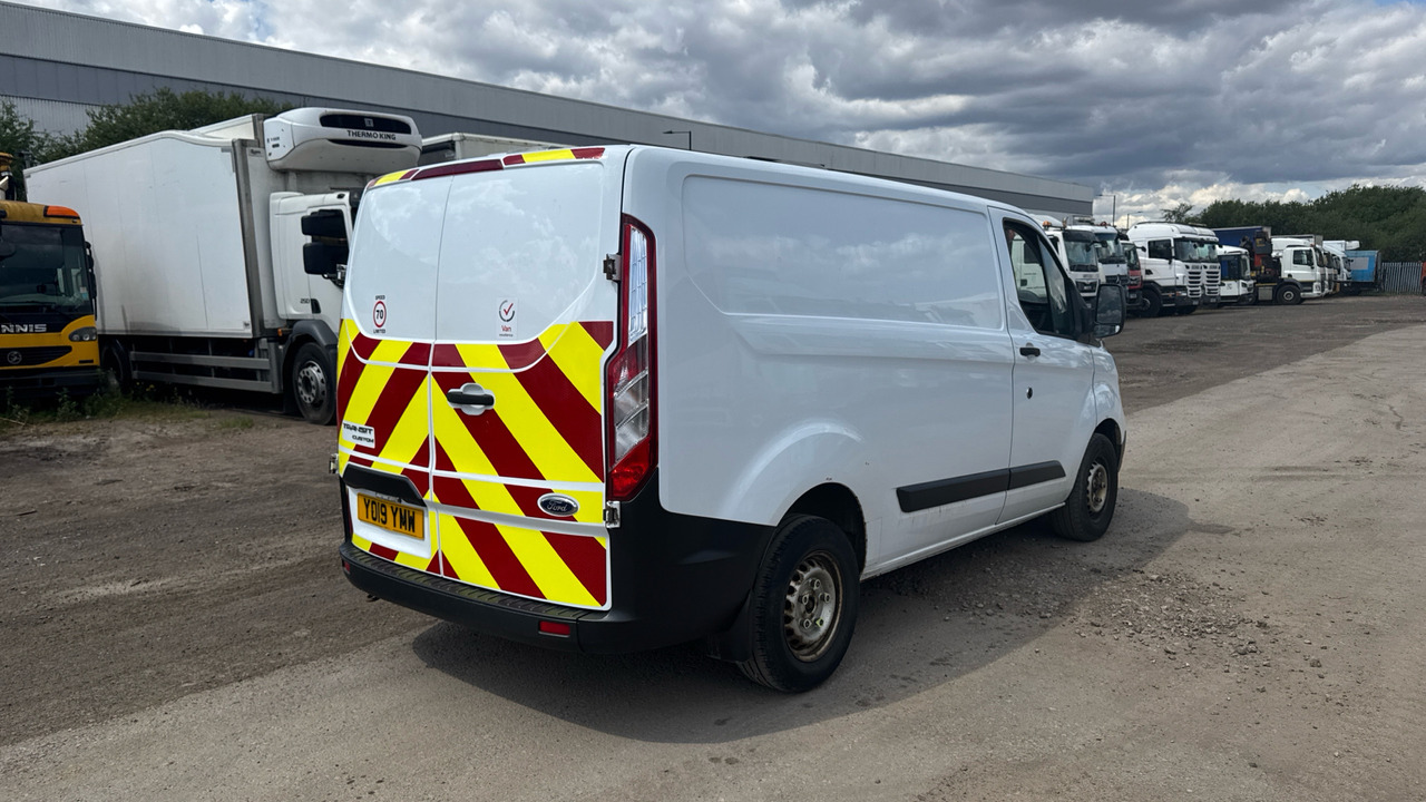 Ford Transit Custom 280 Base 2.0TDCi 105ps Low Roof Van FWD - Μικρό βαν: φωτογραφία 4 Ford Transit Custom 280 Base 2.0TDCi 105ps Low Roof Van FWD - Μικρό βαν: φωτογραφία 4