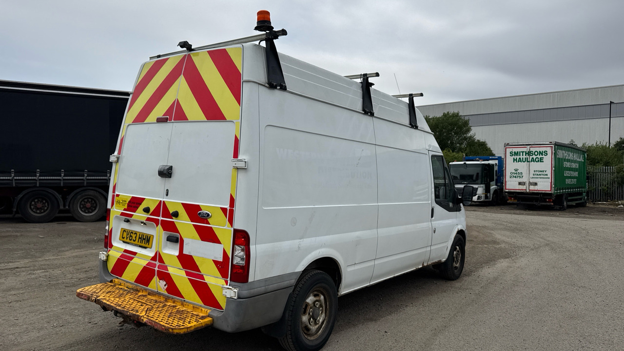 Ford Transit T350 High Roof Van TDCi 125ps - Βαν: φωτογραφία 4 Ford Transit T350 High Roof Van TDCi 125ps - Βαν: φωτογραφία 4