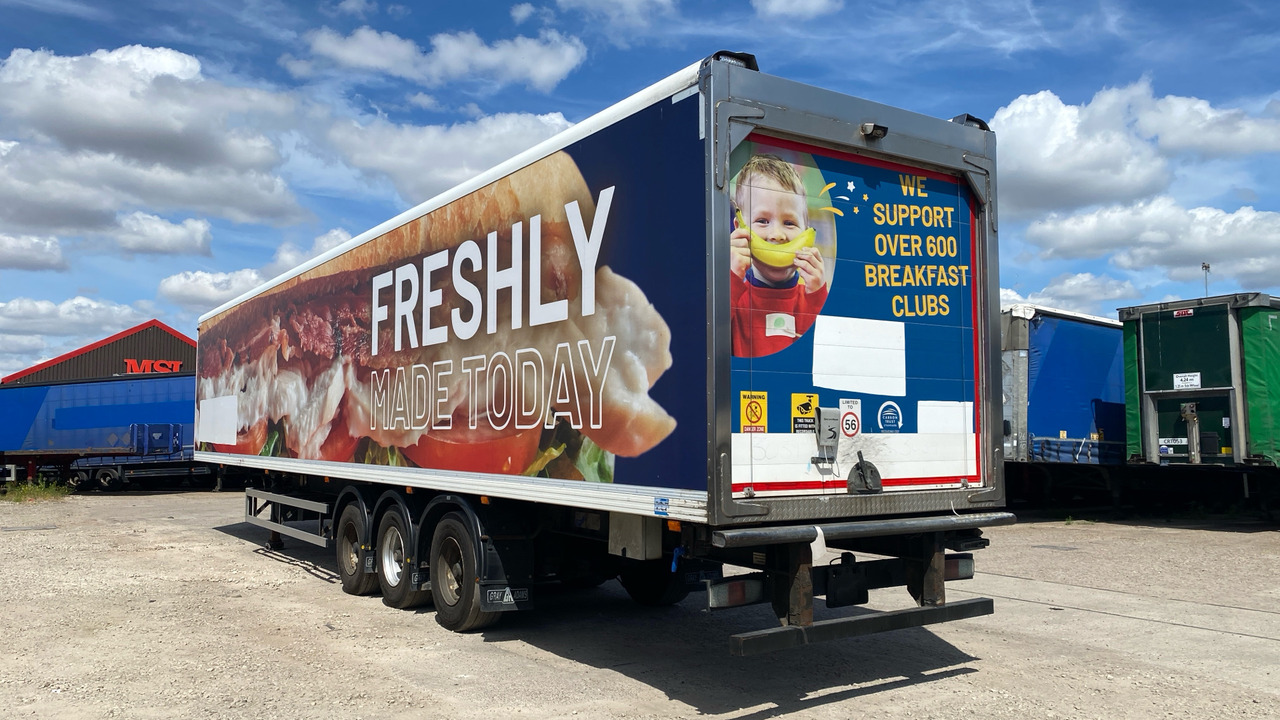 GRAY & ADAMS FRIDGE BOX - Τρέιλερ: φωτογραφία 4 GRAY & ADAMS FRIDGE BOX - Τρέιλερ: φωτογραφία 4