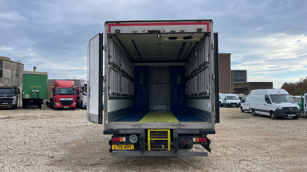 Φορτηγό ψυγείο ISUZU F135 240: φωτογραφία 10 Φορτηγό ψυγείο ISUZU F135 240: φωτογραφία 10