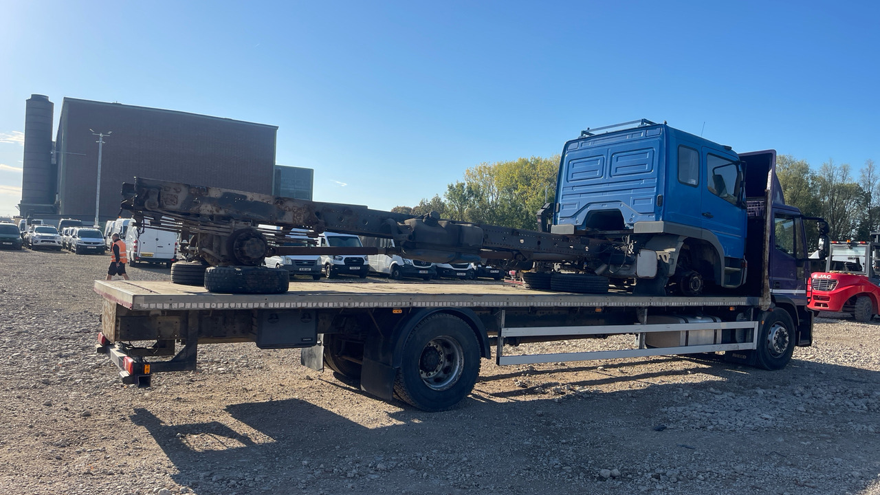 IVECO EUROCARGO  180E - Φορτηγό με ανοιχτή καρότσα: φωτογραφία 4 IVECO EUROCARGO  180E - Φορτηγό με ανοιχτή καρότσα: φωτογραφία 4