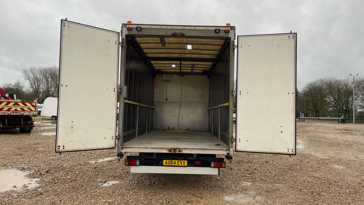 Φορτηγό μουσαμάς Isuzu N75 190: φωτογραφία 10