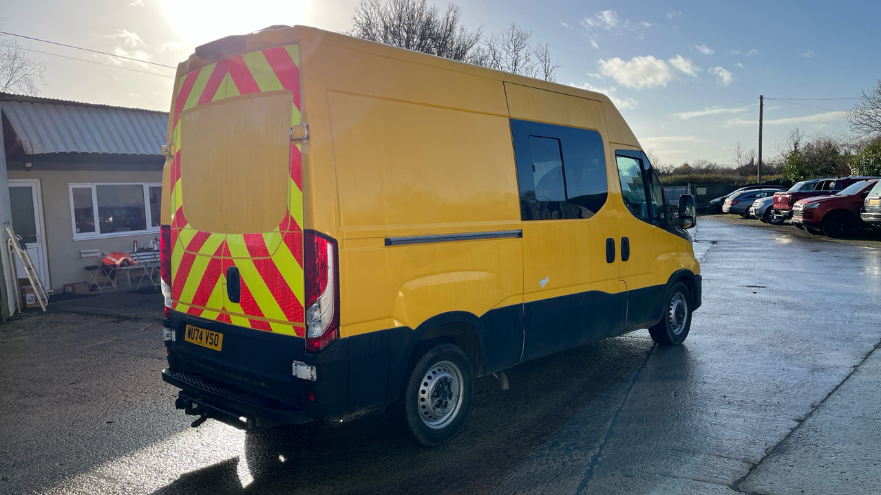 Iveco Daily 35-140 - Διπλοκάμπινο ελαφρύ επαγγελματικό: φωτογραφία 4 Iveco Daily 35-140 - Διπλοκάμπινο ελαφρύ επαγγελματικό: φωτογραφία 4