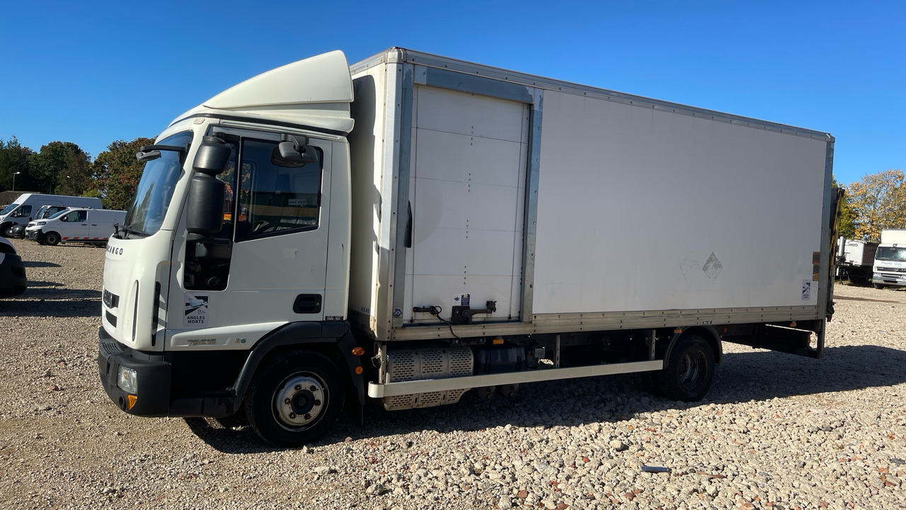 Iveco Eurocargo 75E16 - Φορτηγό κόφα: φωτογραφία 2 Iveco Eurocargo 75E16 - Φορτηγό κόφα: φωτογραφία 2