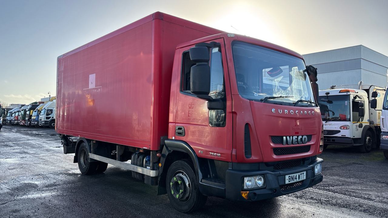 Iveco Eurocargo 75E16 - Φορτηγό κόφα: φωτογραφία 1 Iveco Eurocargo 75E16 - Φορτηγό κόφα: φωτογραφία 1