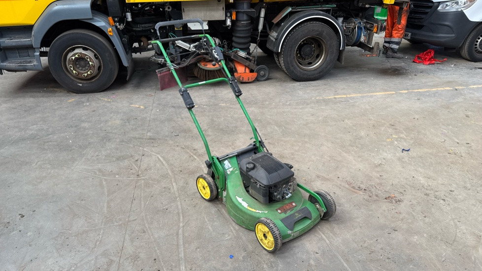JOHN DEERE R54V READY START PETROL MOWER, YEAR 2013, DOES NOT P - Χλοοκοπτικό: φωτογραφία 3 JOHN DEERE R54V READY START PETROL MOWER, YEAR 2013, DOES NOT P - Χλοοκοπτικό: φωτογραφία 3
