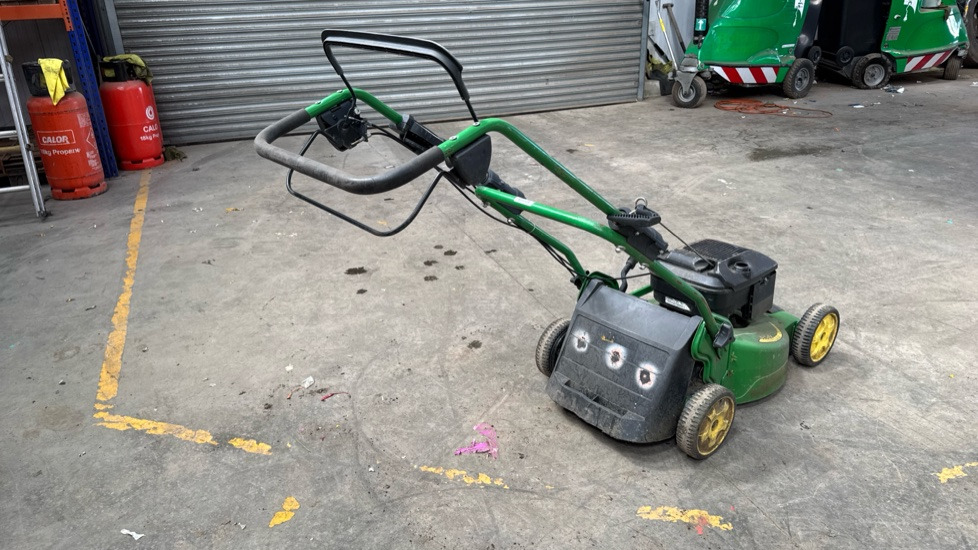 JOHN DEERE R54V READY START, PETROL MOWER, YEAR 2013, DOES NOT - Χλοοκοπτικό: φωτογραφία 4 JOHN DEERE R54V READY START, PETROL MOWER, YEAR 2013, DOES NOT - Χλοοκοπτικό: φωτογραφία 4