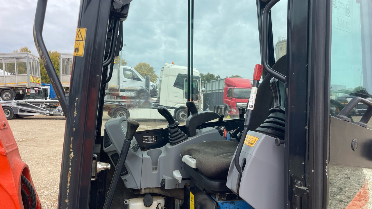 KUBOTA U27-4 - Μίνι εκσκαφέας: φωτογραφία 5 KUBOTA U27-4 - Μίνι εκσκαφέας: φωτογραφία 5