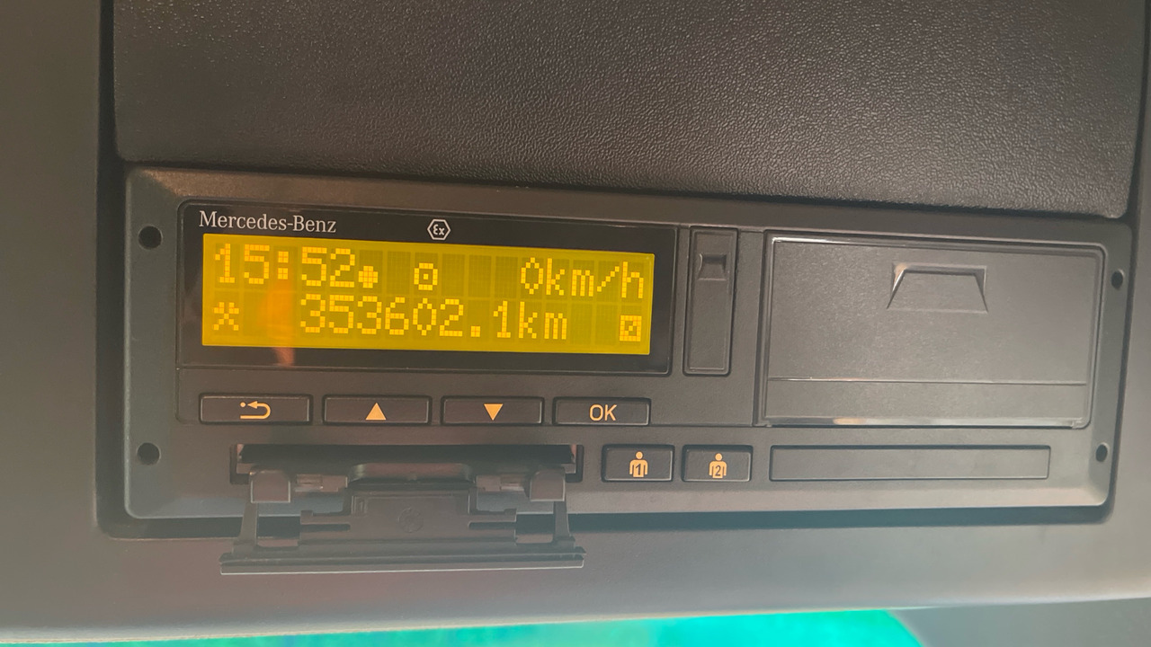 Φορτηγό κόφα MERCEDES-BENZ ACTROS  1824: φωτογραφία 9