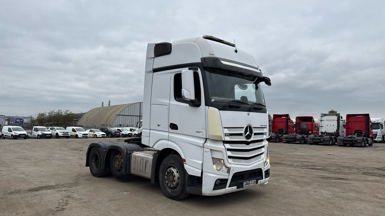 MERCEDES-BENZ ACTROS 2551 - Τράκτορας: φωτογραφία 1 MERCEDES-BENZ ACTROS 2551 - Τράκτορας: φωτογραφία 1