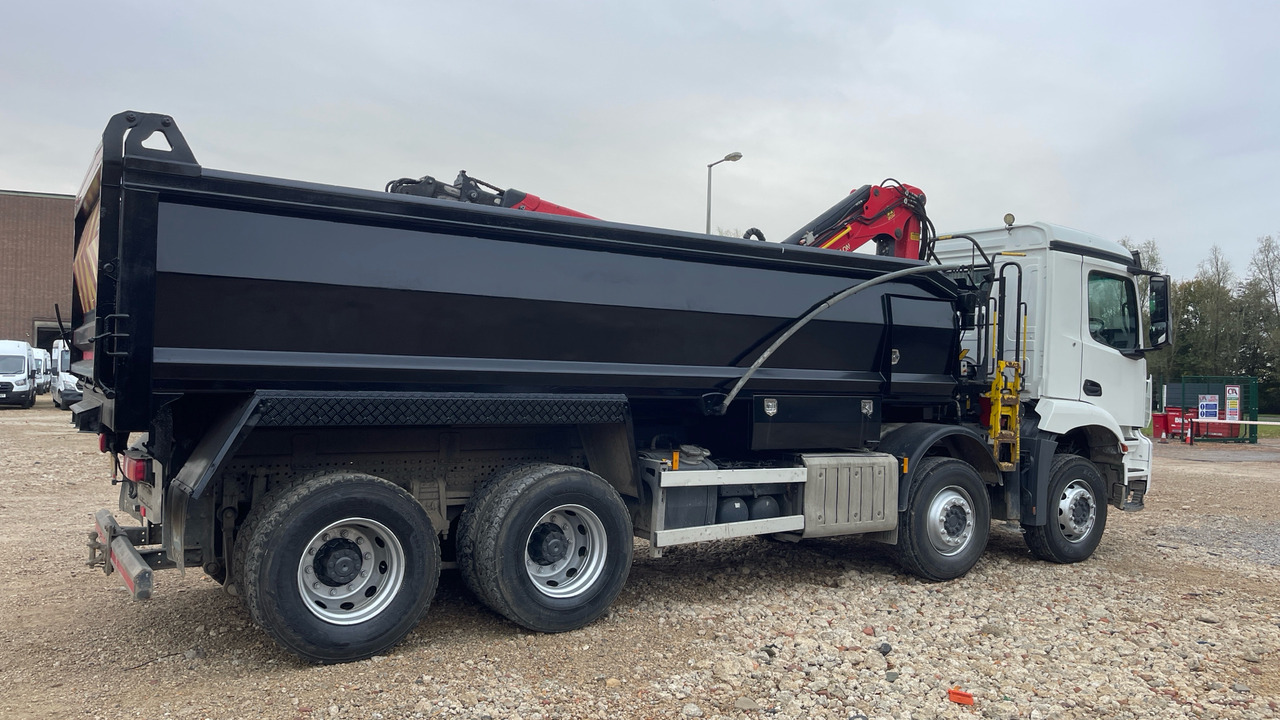MERCEDES-BENZ AROCS - Φορτηγό ανατρεπόμενο, Φορτηγό με γερανό: φωτογραφία 4 MERCEDES-BENZ AROCS - Φορτηγό ανατρεπόμενο, Φορτηγό με γερανό: φωτογραφία 4