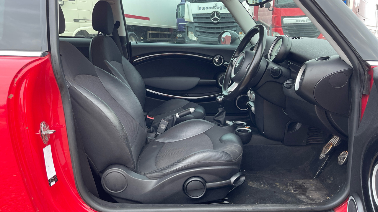 MINI COOPER COOPER S - Hatchback: φωτογραφία 5 MINI COOPER COOPER S - Hatchback: φωτογραφία 5