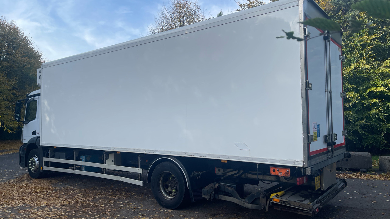 Mercedes-Benz Antos 1827 - Φορτηγό ψυγείο: φωτογραφία 3 Mercedes-Benz Antos 1827 - Φορτηγό ψυγείο: φωτογραφία 3