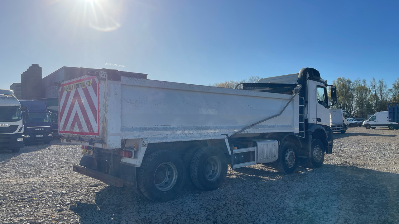 Mercedes-Benz Arocs 3240 - Φορτηγό ανατρεπόμενο: φωτογραφία 4 Mercedes-Benz Arocs 3240 - Φορτηγό ανατρεπόμενο: φωτογραφία 4