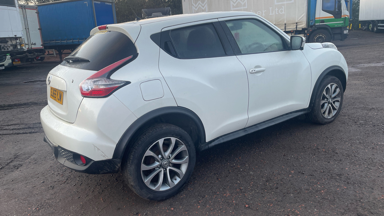 NISSAN JUKE 1.2 - Hatchback: φωτογραφία 4 NISSAN JUKE 1.2 - Hatchback: φωτογραφία 4