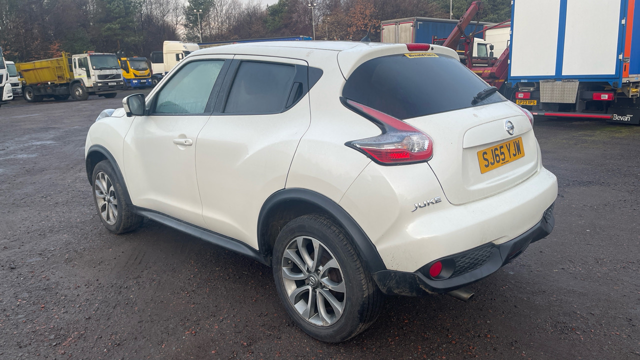 NISSAN JUKE 1.2 - Hatchback: φωτογραφία 3 NISSAN JUKE 1.2 - Hatchback: φωτογραφία 3