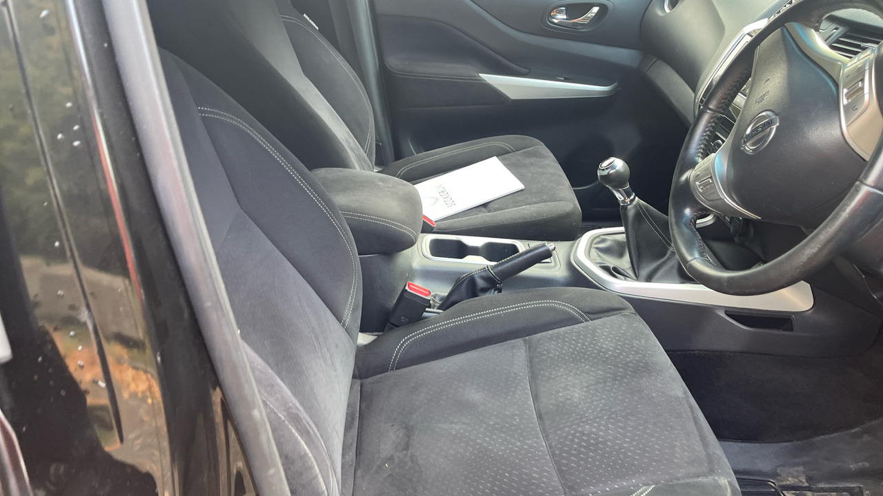 Nissan Navara 2.3 dCi 190 - Ημιφορτηγό, Διπλοκάμπινο ελαφρύ επαγγελματικό: φωτογραφία 5 Nissan Navara 2.3 dCi 190 - Ημιφορτηγό, Διπλοκάμπινο ελαφρύ επαγγελματικό: φωτογραφία 5