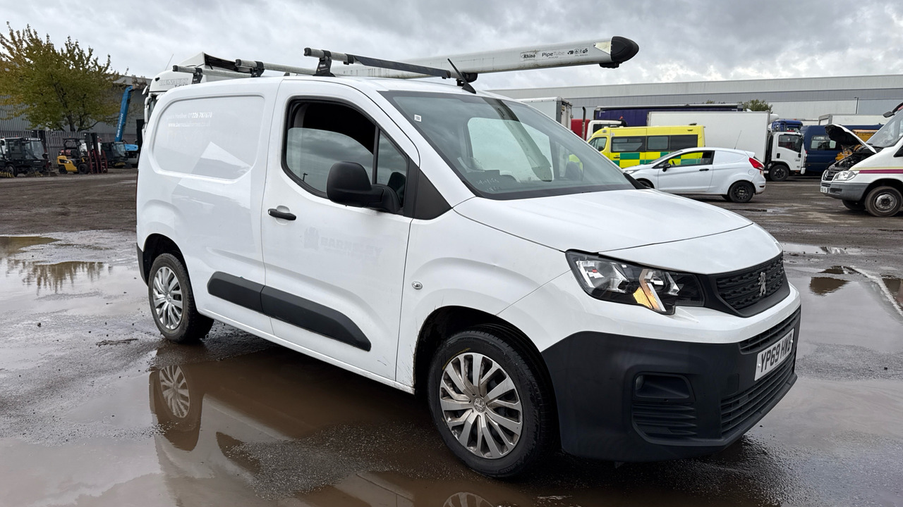 PEUGEOT PARTNER 1000 1.5 BlueHDi 100PS - Μικρό βαν: φωτογραφία 1 PEUGEOT PARTNER 1000 1.5 BlueHDi 100PS - Μικρό βαν: φωτογραφία 1