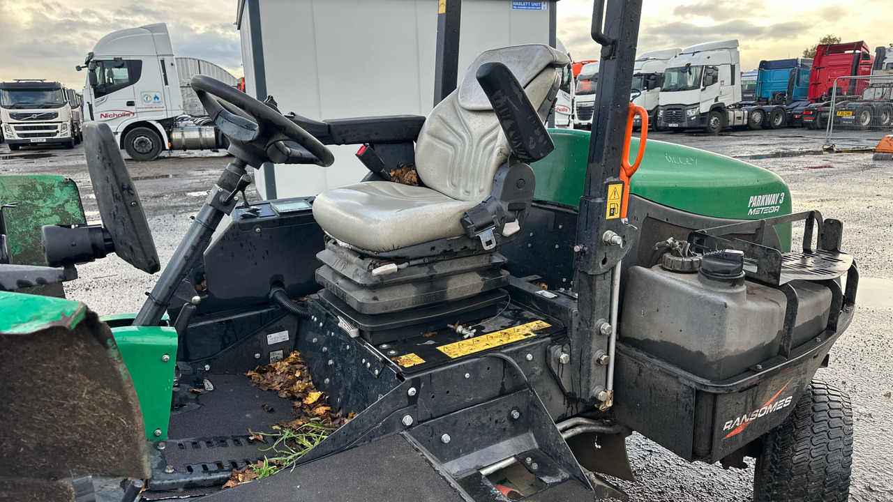 RANSOMES PARKWAY 3 METEOR - Χλοοκοπτικό: φωτογραφία 5 RANSOMES PARKWAY 3 METEOR - Χλοοκοπτικό: φωτογραφία 5