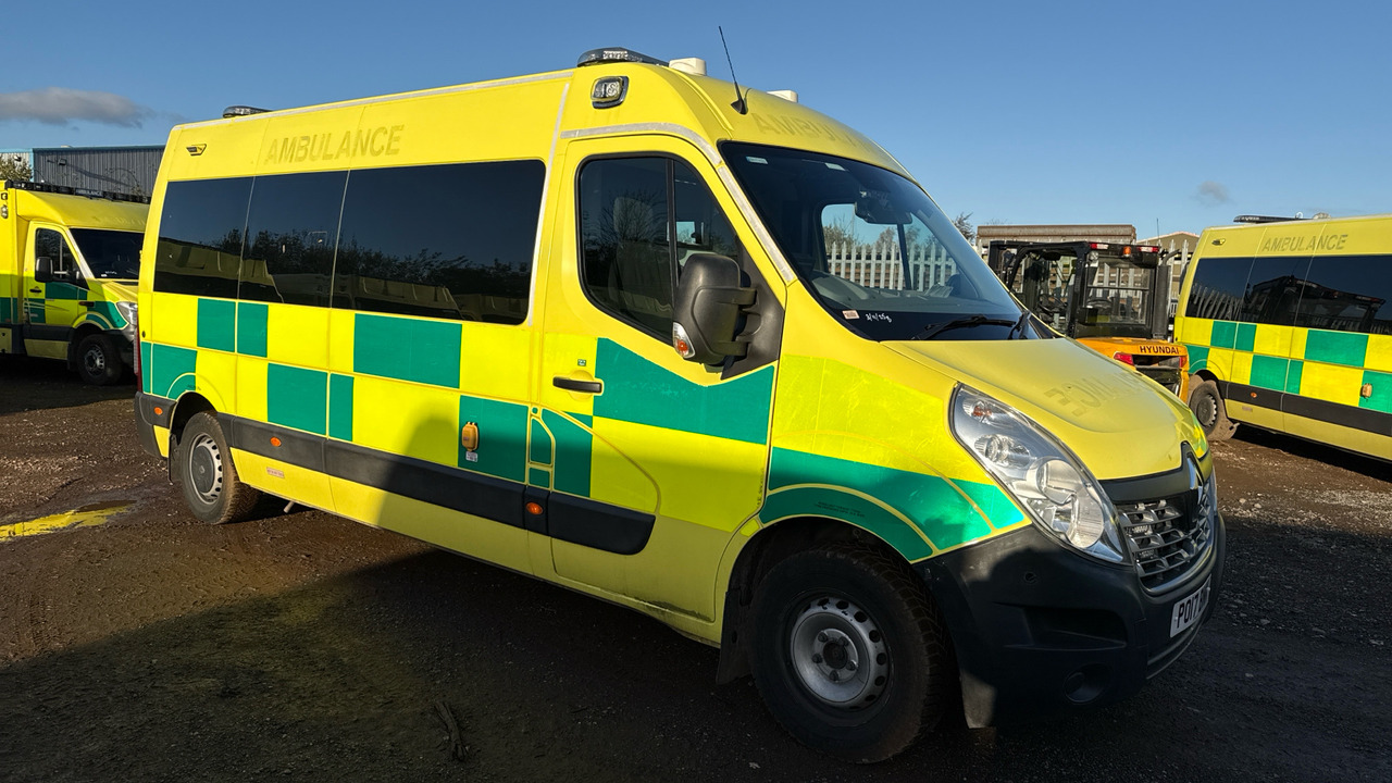 RENAULT MASTER 150.39 - Ασθενοφόρο: φωτογραφία 1 RENAULT MASTER 150.39 - Ασθενοφόρο: φωτογραφία 1