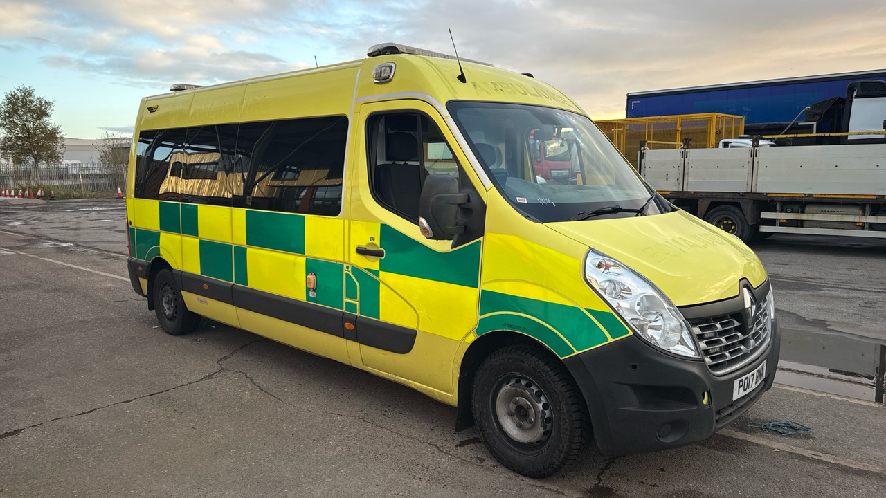 RENAULT MASTER 150.39 - Ασθενοφόρο: φωτογραφία 1 RENAULT MASTER 150.39 - Ασθενοφόρο: φωτογραφία 1